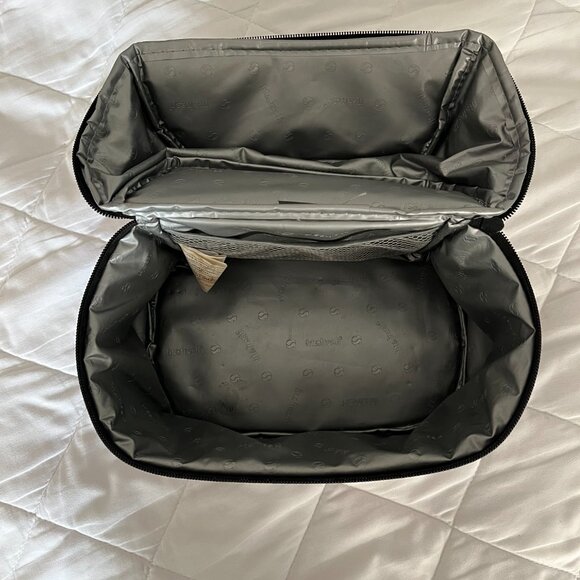 Floral lunchbox - Picture 3 of 4